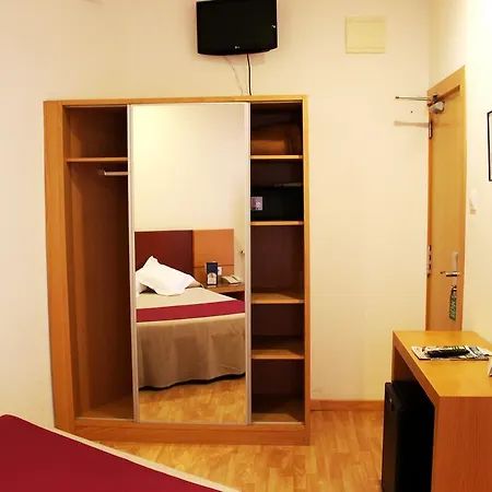 Amic Colon Отель 3*